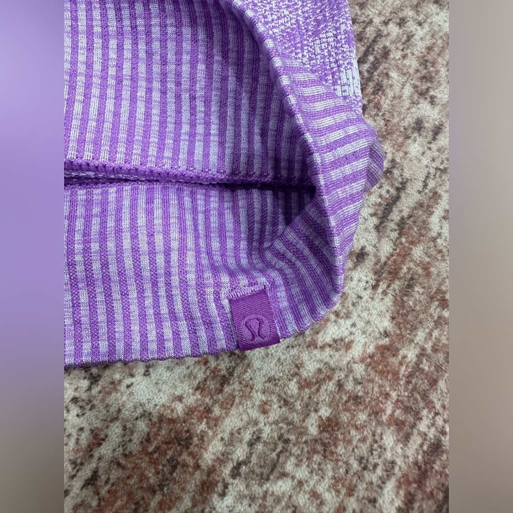 Lululemon Women Size 2 Long Sleeve Rest Less Pullover Purple Thumb Loop Lavender - Picture 5 of 9